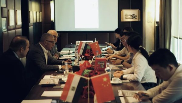 网上炒股 埃夫特机器人与埃及工业巨头Elsewedy Electric进行商业交流 共探埃及工业自动化新篇章